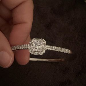 Moissanite stone bangle bracelet